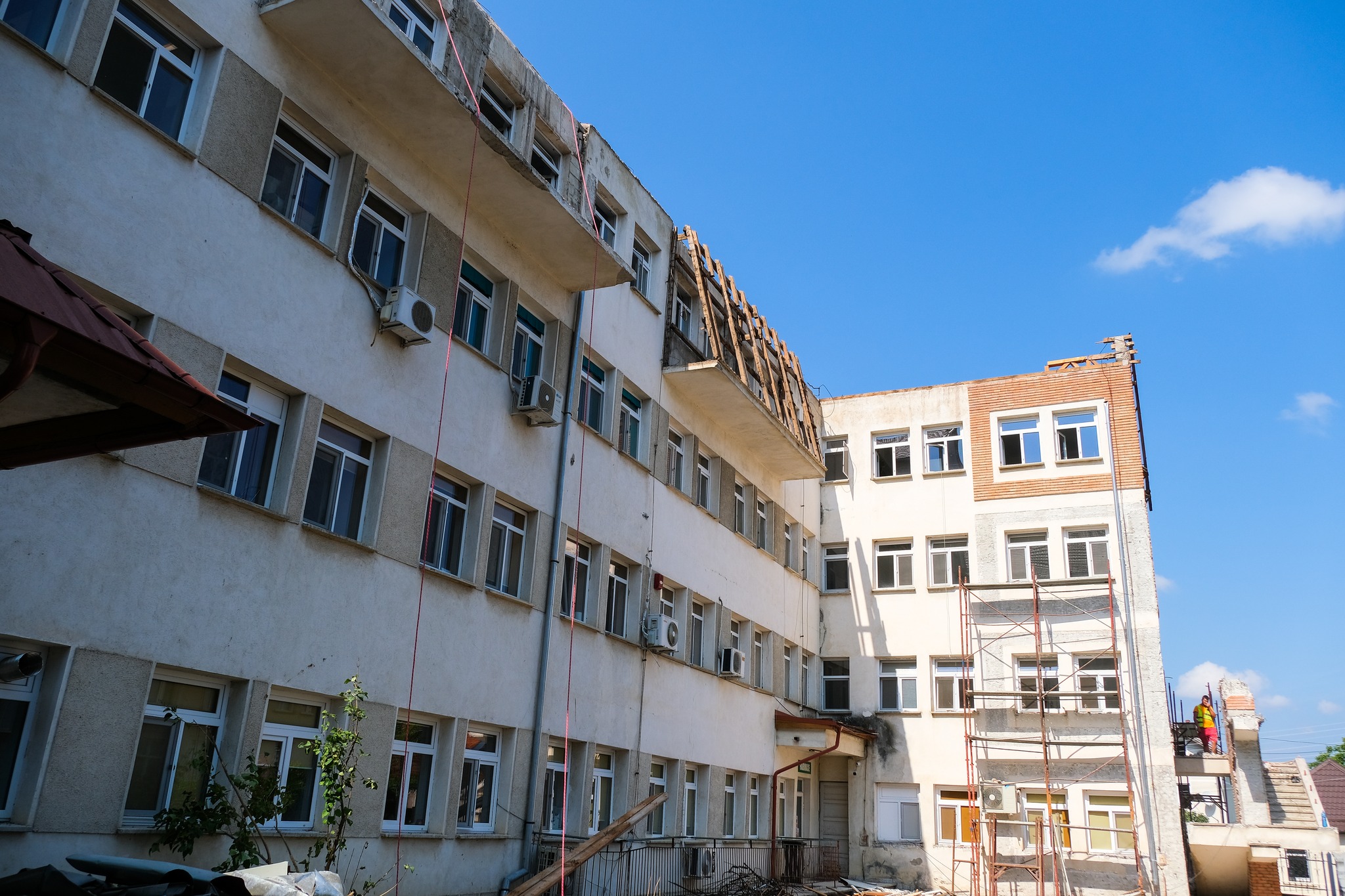 avasfelsufalui-korhaz-3.jpg