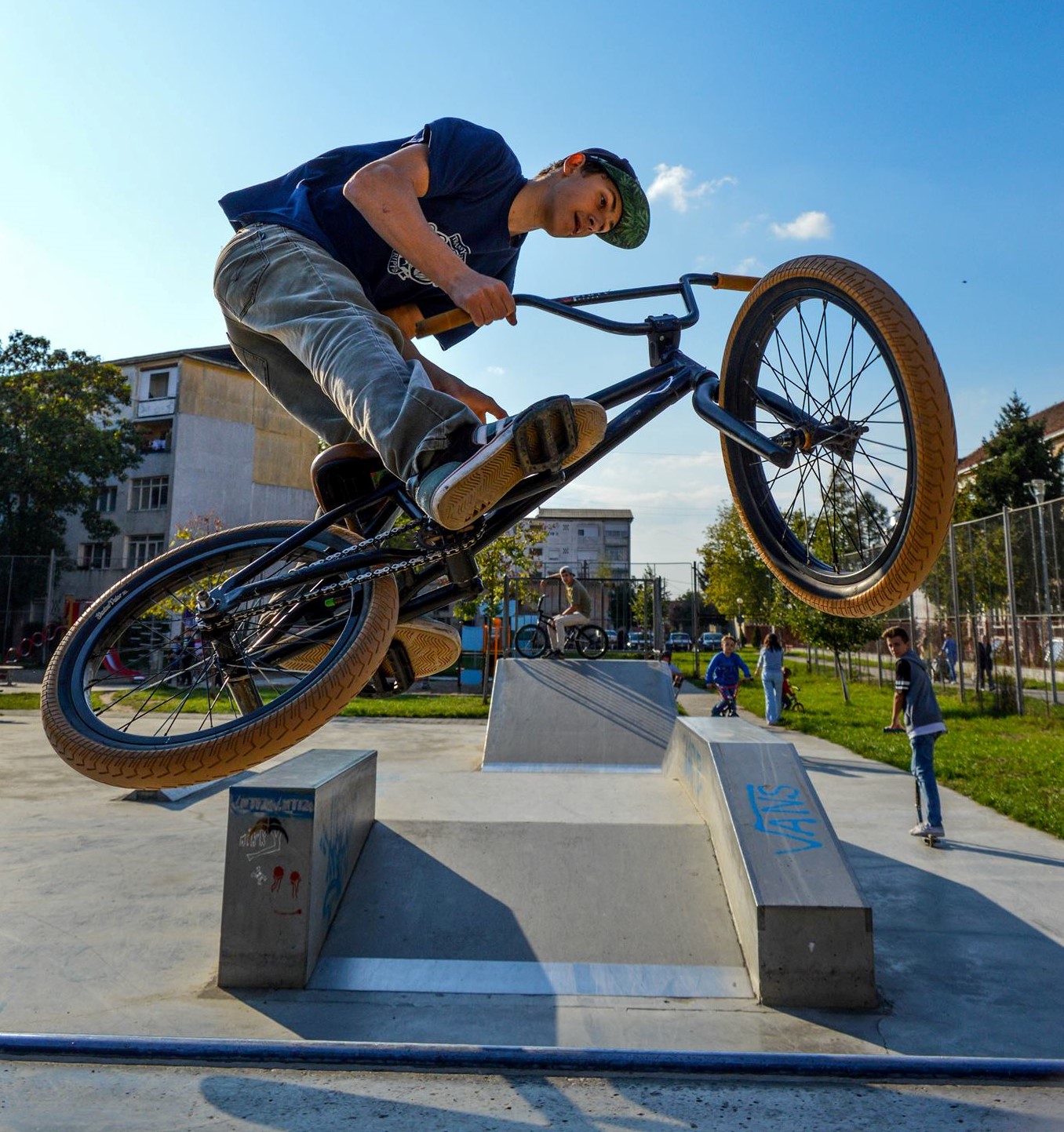 hirek/2021/januar/21/bmx4.jpg