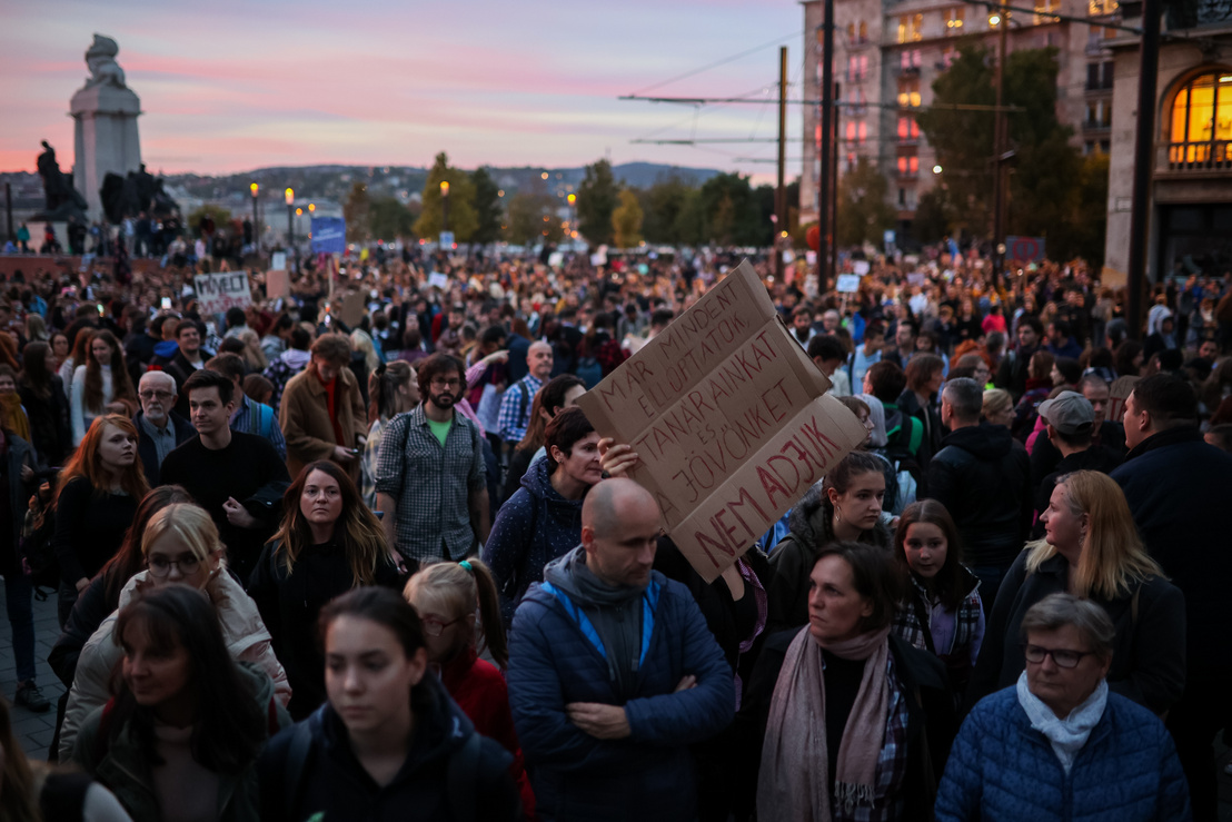 hirek/2022/oktober/tanarsztrajk-4.jpg