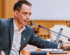 Csoma Botond: Megszavazhatjuk Luca Niculescut; de AUR, SOS kizárva.