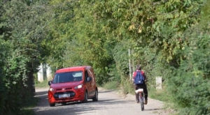 Aszfaltoznak a Pirosberekben