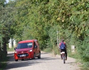 Aszfaltoznak a Pirosberekben