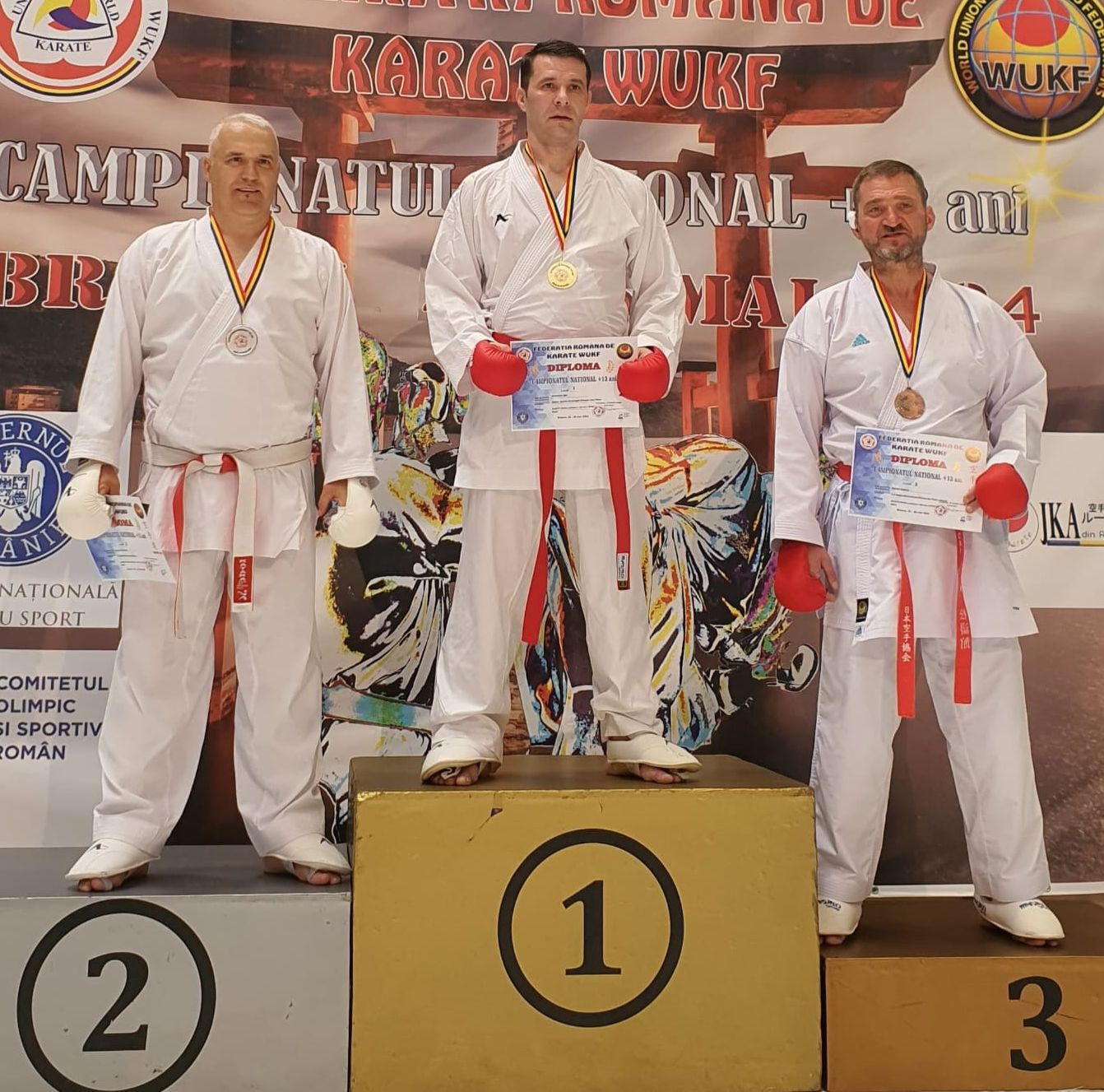 hirek/2024/05-majus/karate-harom-bajnoki-cimmel-jottek-haza-brassobol-igor-balacescu-szovsk.jpg