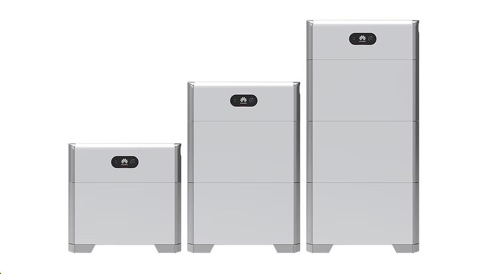 hirek/2025/aprilis/huawei-s2000-solarr.jpg