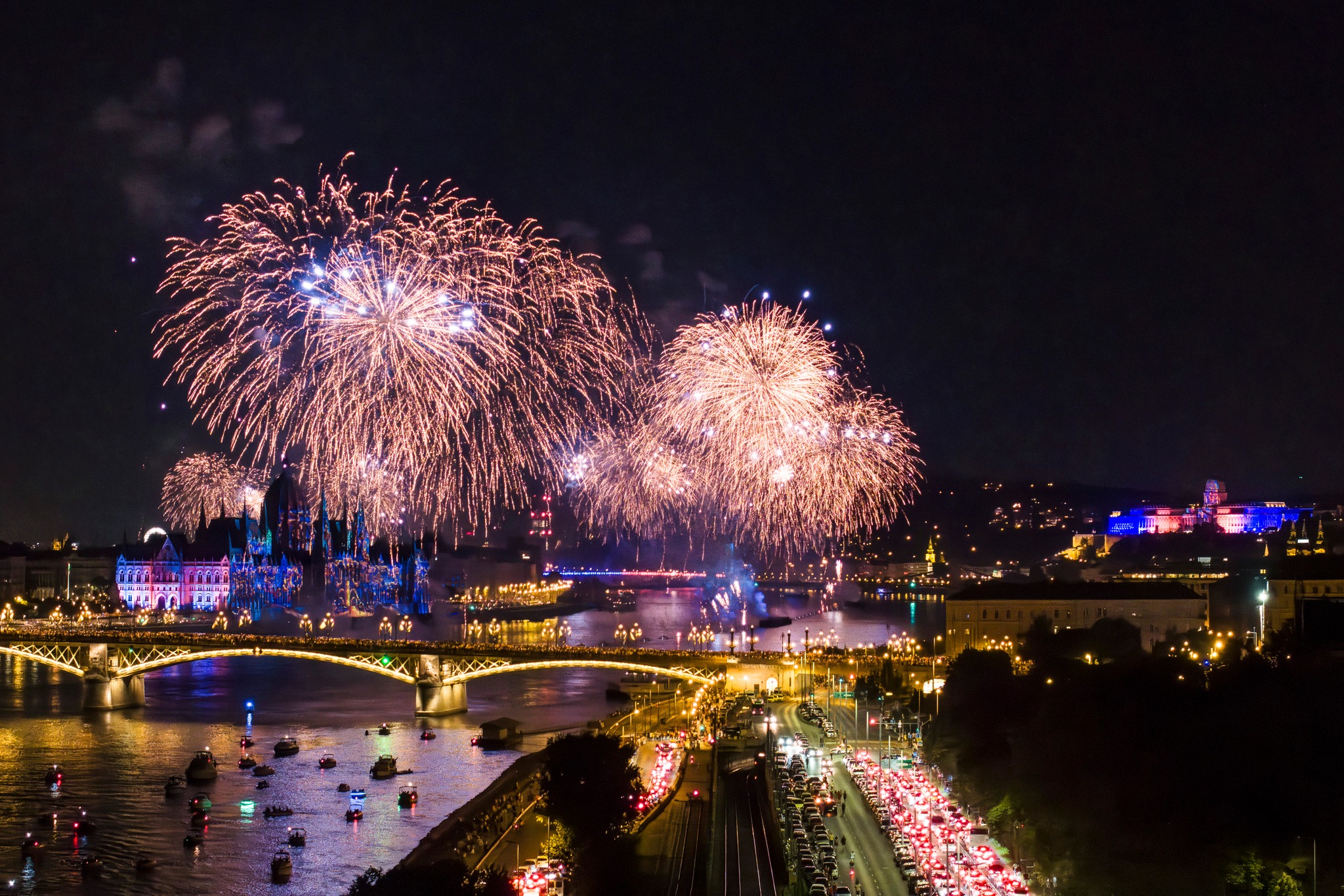 hirek/2025/augusztus/augusztus-20-a-szuveren-magyar-allamisagot-unnepeljuk-budapest-tuzijatek.jpg