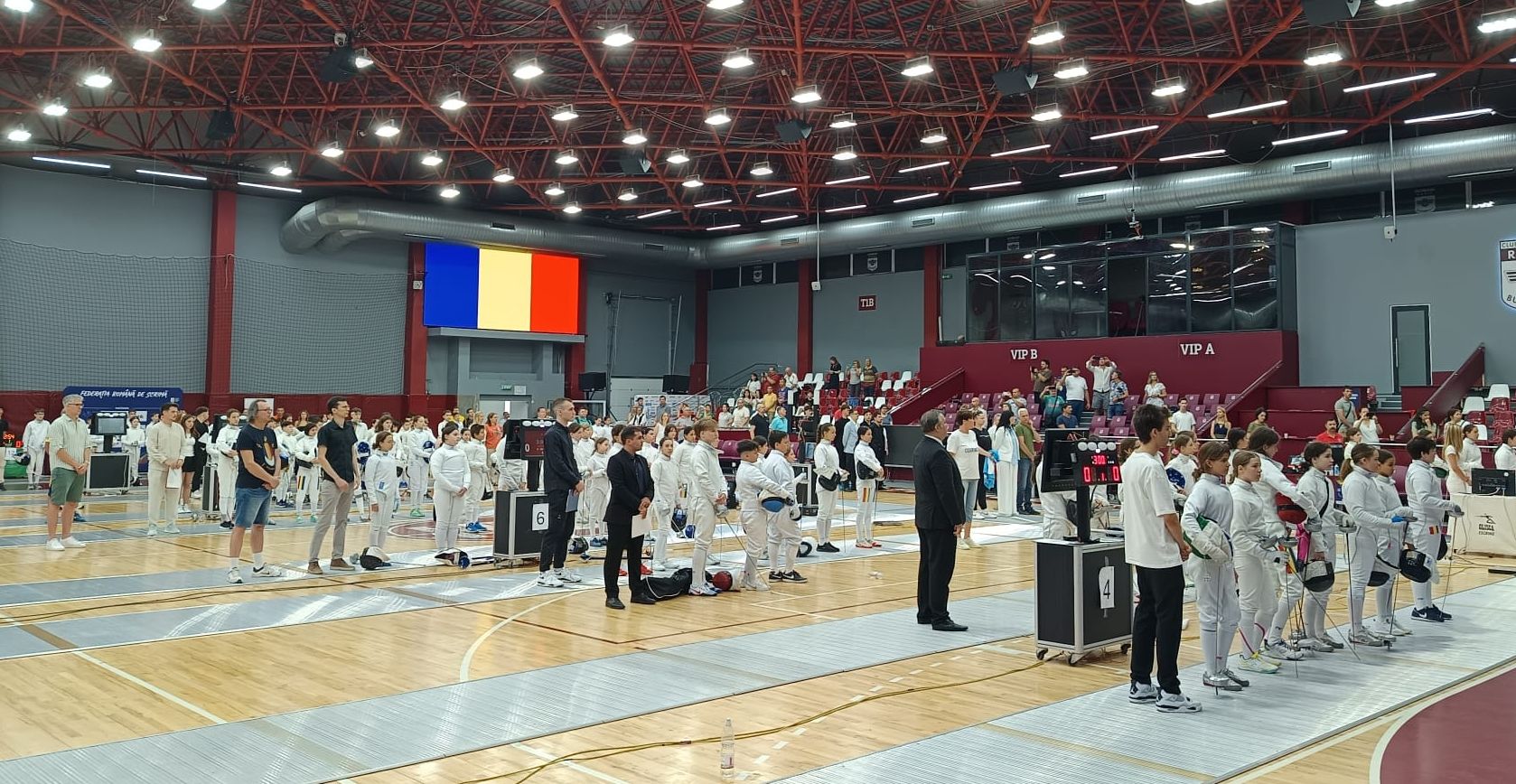 hirek/2025/julius/vivas-negy-egyeni-es-ket-csapat-aranyerem-7.jpg