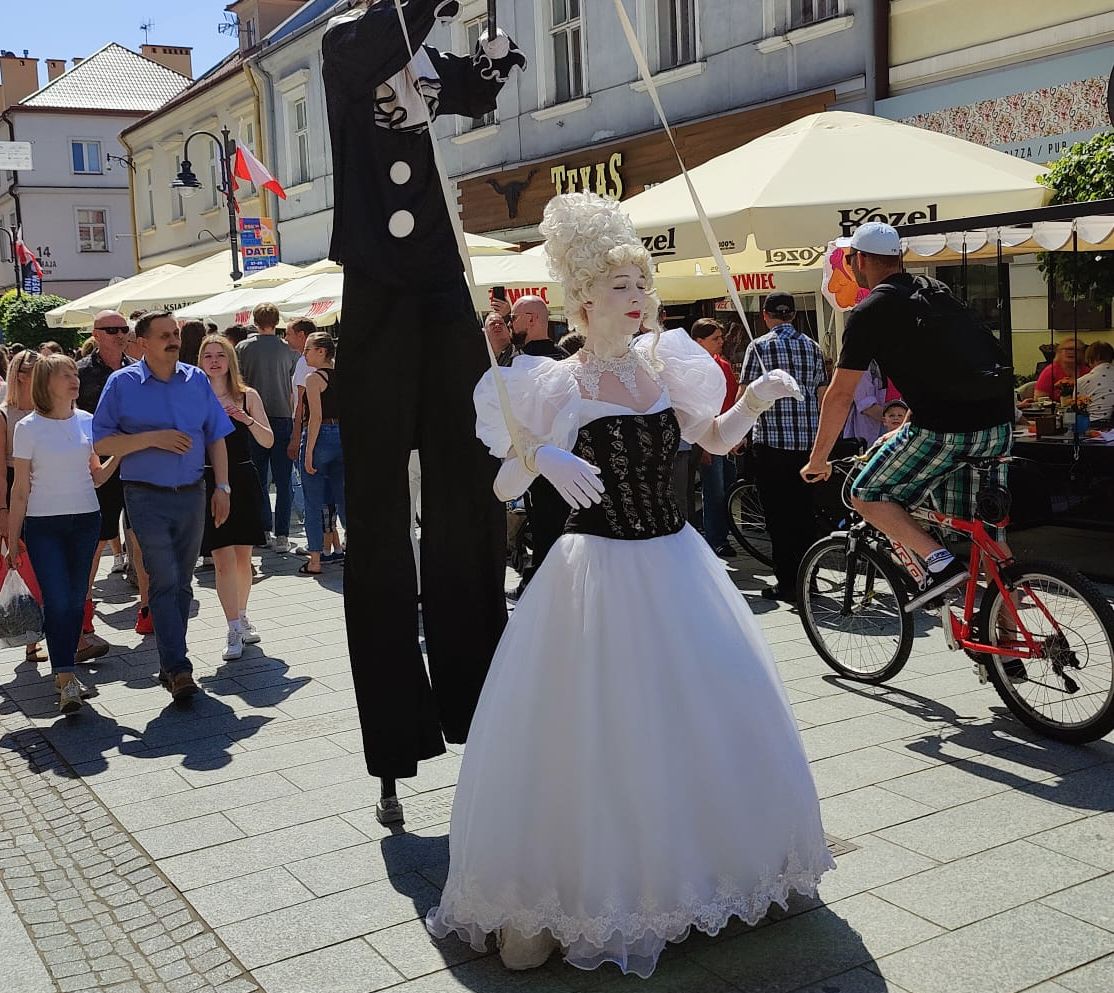 hirek/2025/majus/lengyelorszagi-fesztivalon-a-szatmarnemeti-kuldottseg-3.jpg