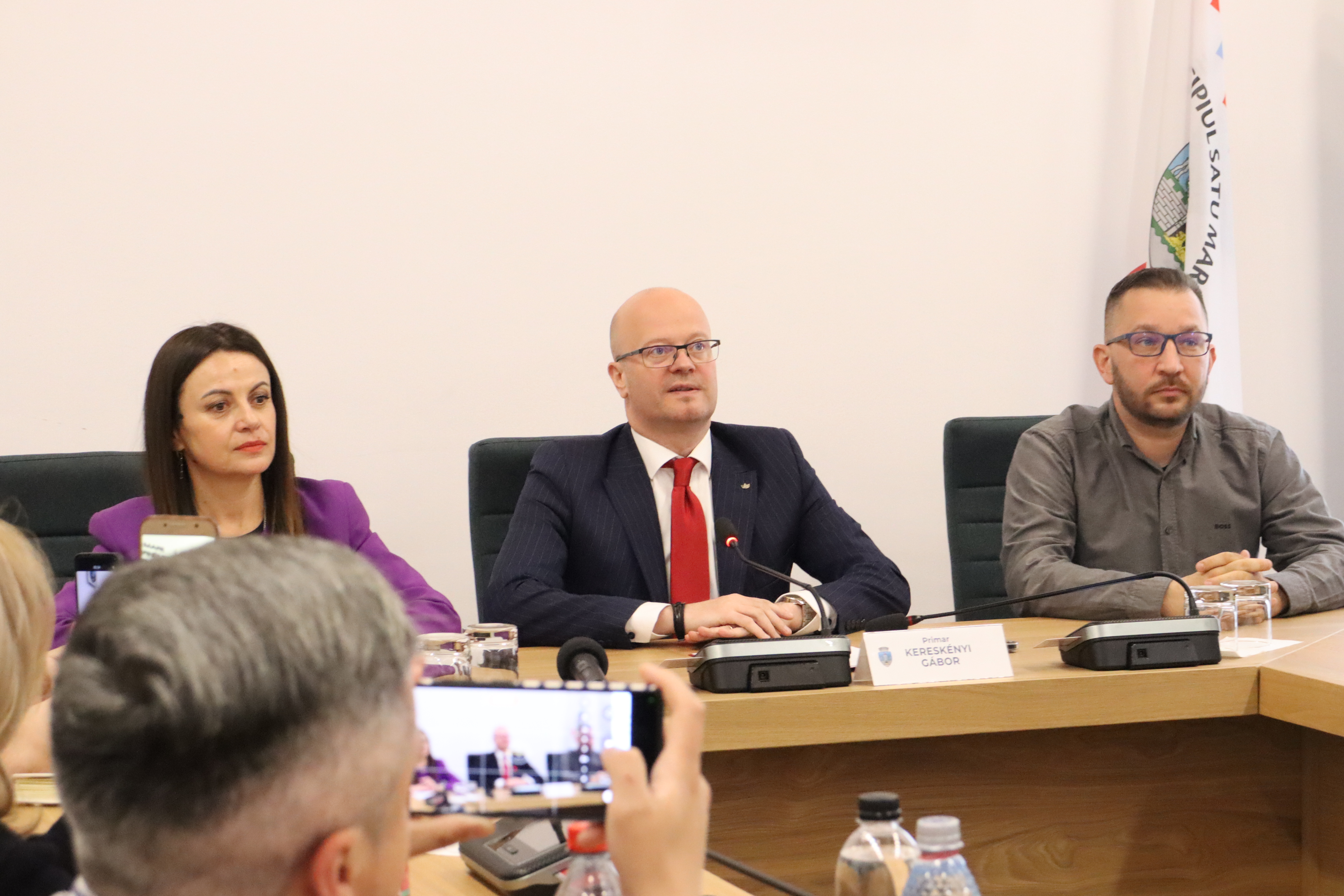 hirek/2025/majus/natalia-covaci-kereskenyi-gabor-butka-gergo.JPG
