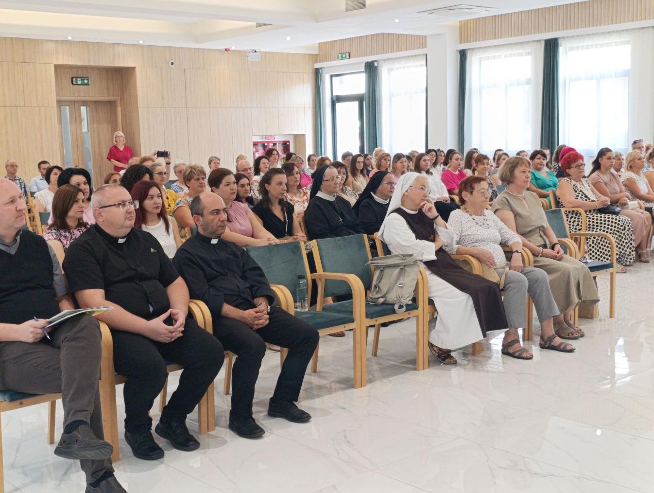 hirek/2025/szeptember/kereszteny-egeszsegugyi-asszisztensek-talalkozoja-1.jpg