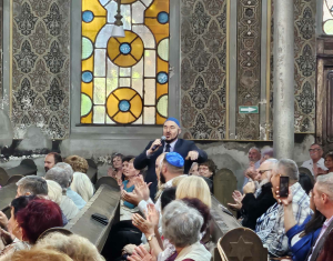 Vasárnap ismét felcsendül Nógrádi Gergely csodálatos tenorja a Nagyzsinagógában