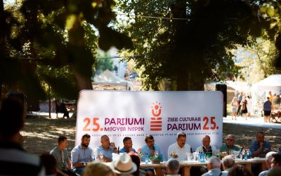 Fajsúlyos témák fröccsözés közben