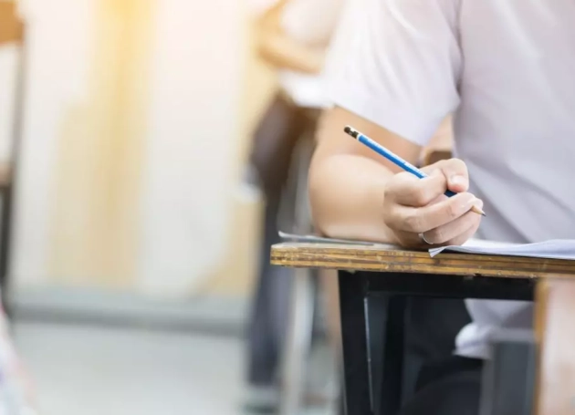 Érettségi csalások: öt gyanúsított hatósági felügyelet alá került