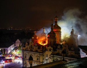Orosz találat érte a Pecserszka Lavra barlangkolostor Nagyboldogasszony székesegyházát