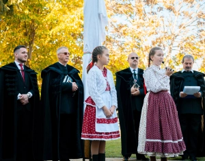 Csónakfát állítottak a hálaadás emlékére Kültelken — KÉPGALÉRIA