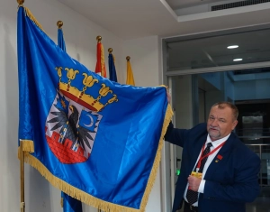 Erdélyi zászlós címerekről világkongresszuson