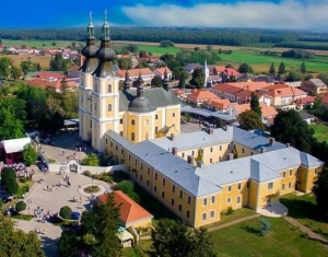 Az emberek ereje — immár 15 éve
