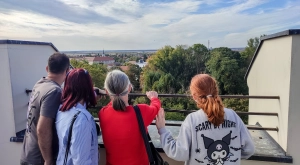 Több mint 150–en „rohamozták meg” a kastély bástyáját — KÉPGALÉRIA
