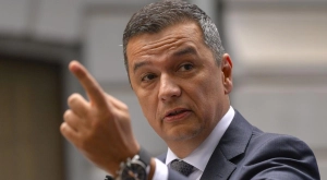 ”'Erről a gazdasági-társadalmi válságról kellene beszélni, nem arról, hogy kinek hány szavazat hiányzik a parlamentben„