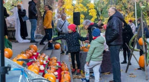 Őszi Karnevál Nagykárolyban: jelmezekkel, töklámpásokkal