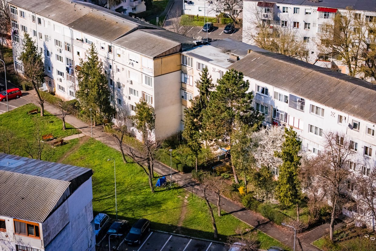 szatmarnemeti-15-os-lakonegyed-blokkok.jpg